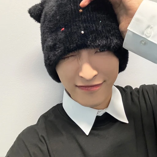 김홍중