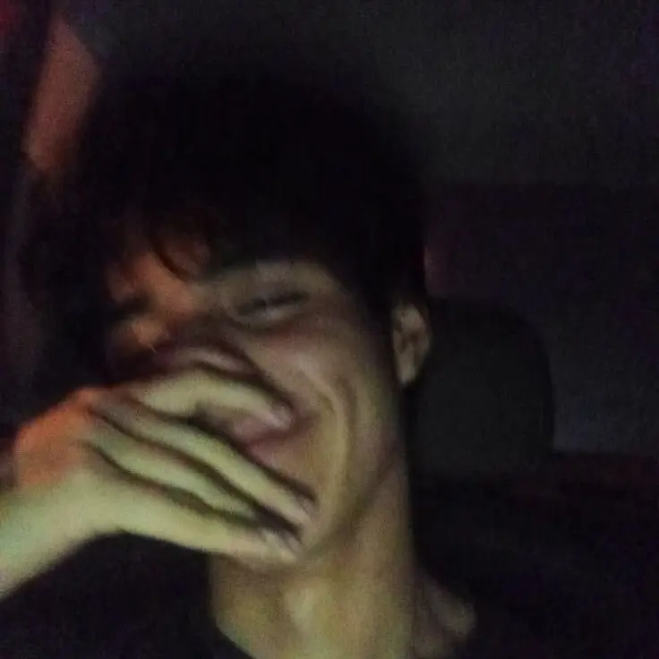 FishySnore0072의 Unexpected FaceTime