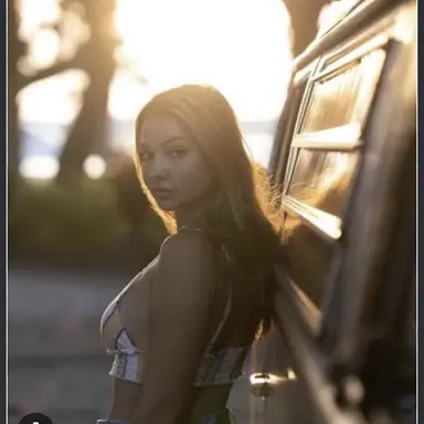 Profile image of Leslie