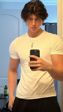 Profile image of Elijah