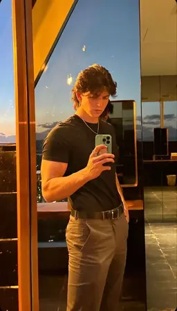 Profile image of Elijah