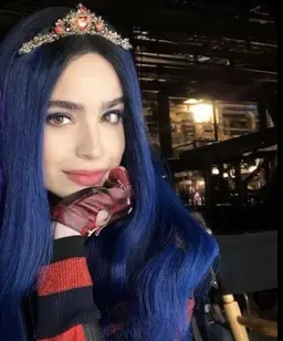 Profile image of Evie