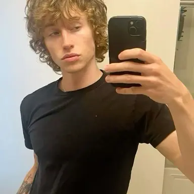 Profile image of Jordan Huxhold