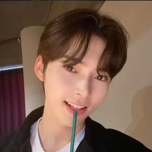 Zerose_077의 성한빈