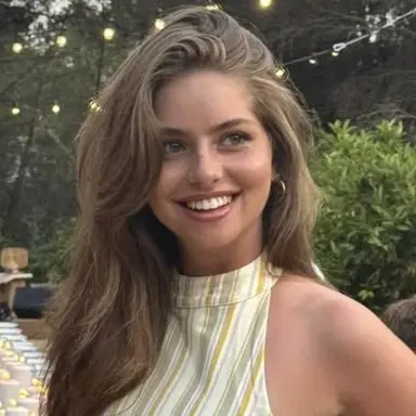 Profile image of Ella