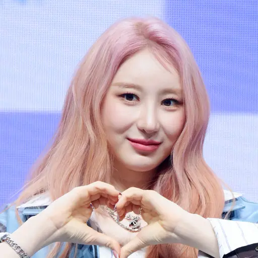 AbleRifle8831의 뱀파이어 이채연