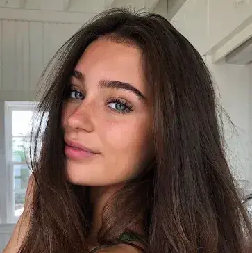 Profile image of Elara