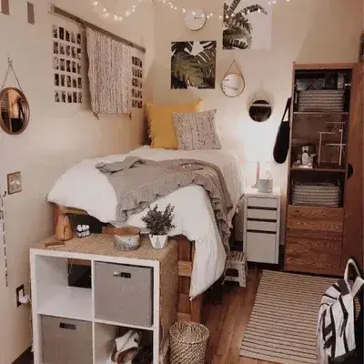 PettySash5120의 Girls Dorm RP