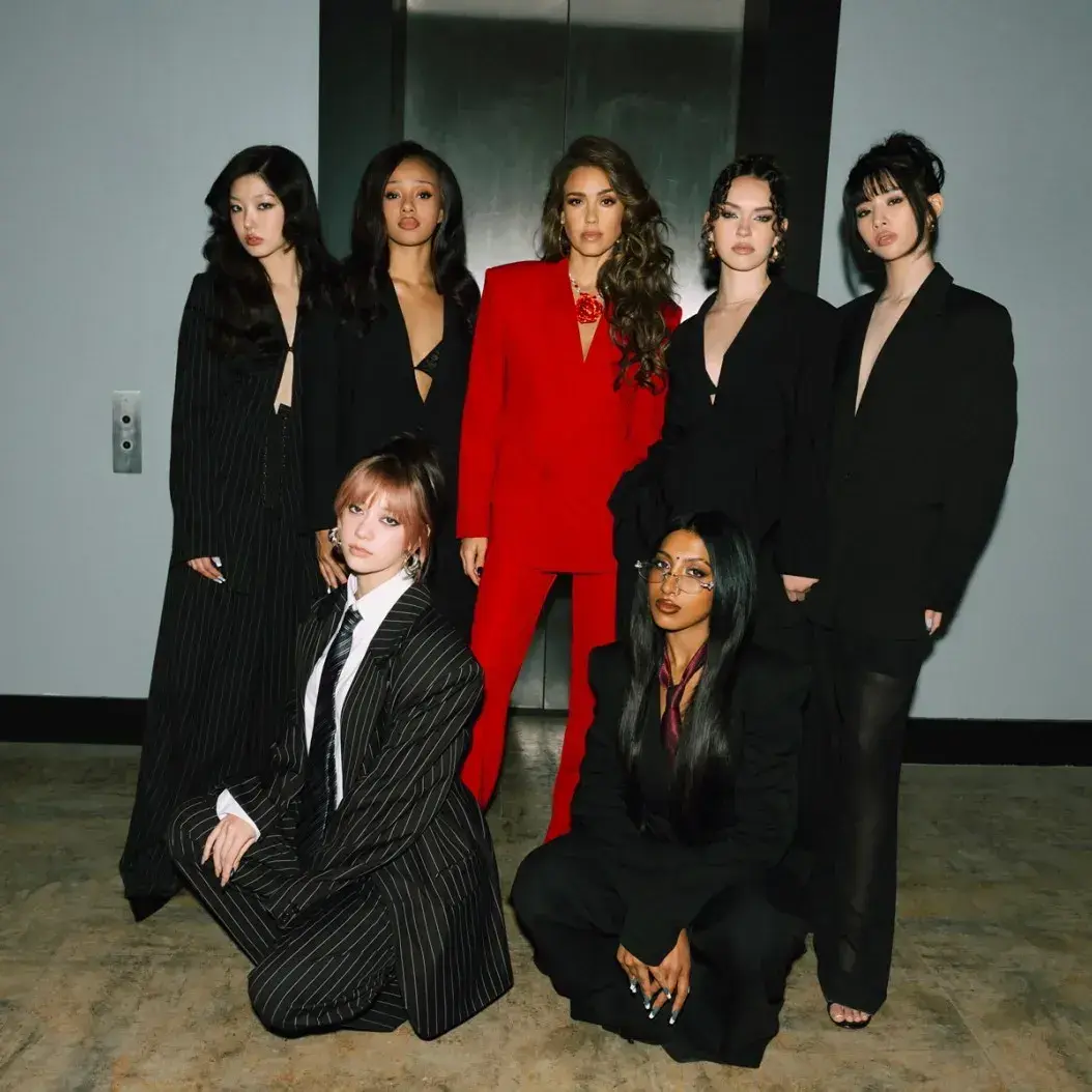 MaleSloth4620의 Valentina - Katseye GL