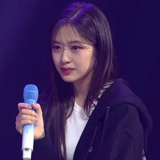 IdlePress2928의 안유진