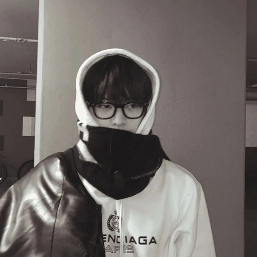 금윤준