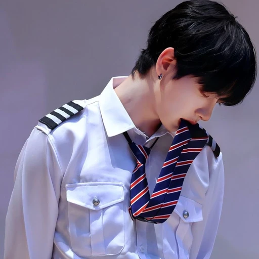 명재현