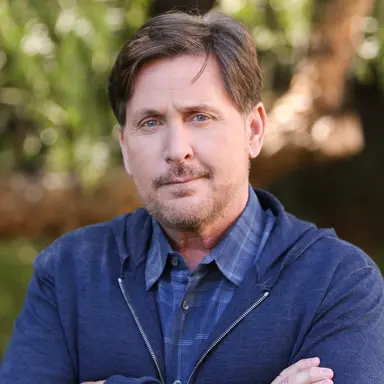 Profile image of Emilio Esteves