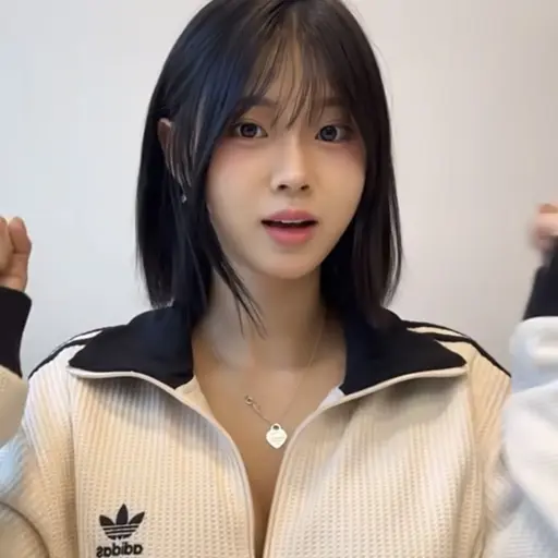 hothot의 임하윤