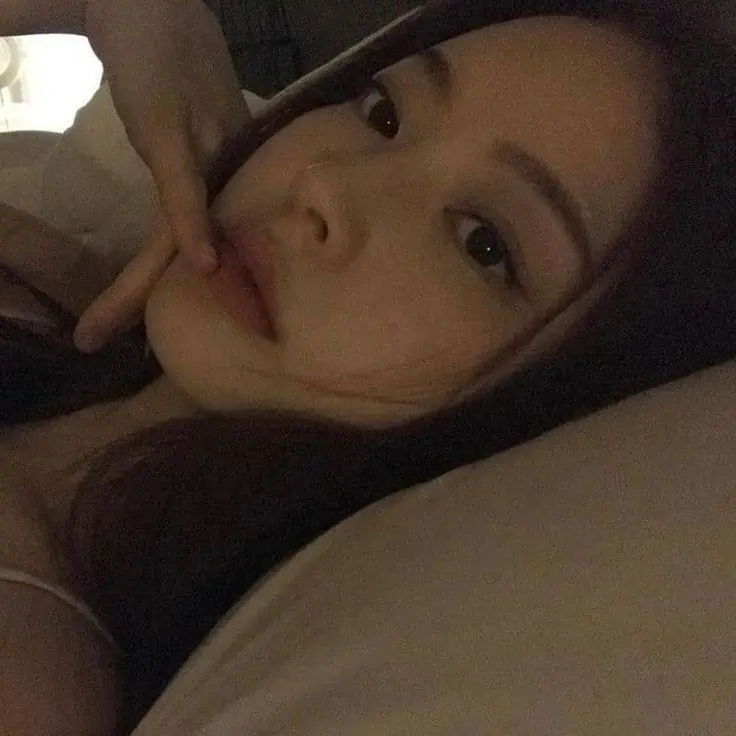 DaringRock5730의 jennie kim