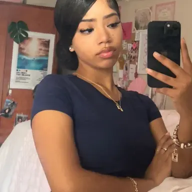 Profile image of Leah