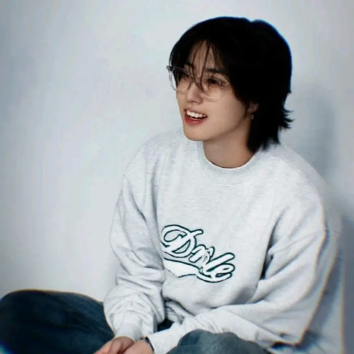 JovialCrab4647의 First Trainee at JYP