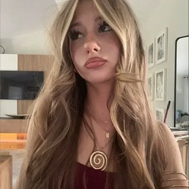 Profile image of Maddy