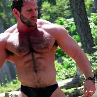 MaroonPlush3073의 Alpha Male