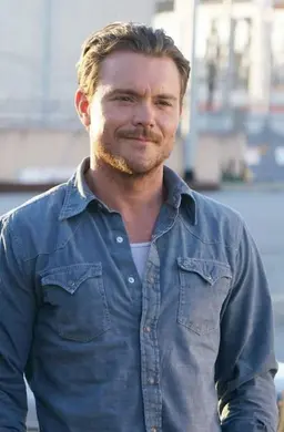 Profile image of Martin Riggs