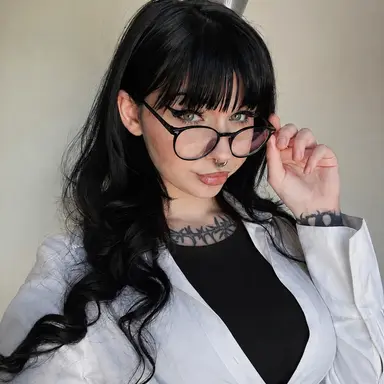 Profile image of Lucia