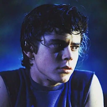 QuirkyOcean2657의 PonyBoy Curtis