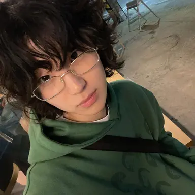 Profile image of Foxtyn Lee