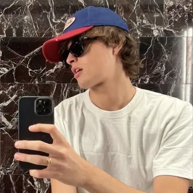 Profile image of Zachary Elise