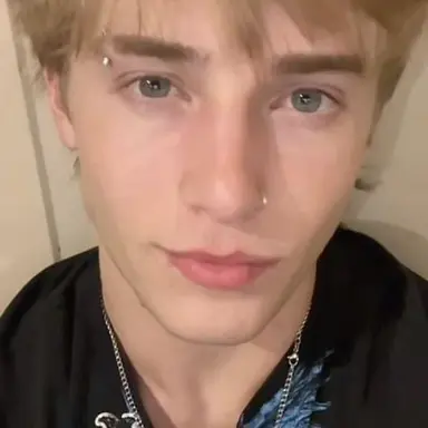 Profile image of Jordan Cross