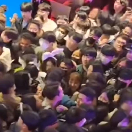 다같이 이태원 참사를 추모합시다