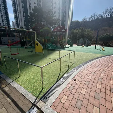 Profile image of 지윤