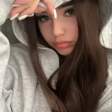 Profile image of Isabella