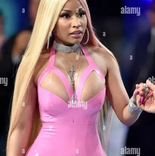 AgedDial8285의 Nicki Minaj