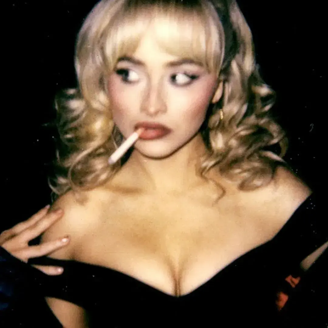 OrangeDice1185의 Sabrina Carpenter ll WLW