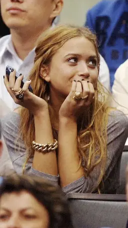 Profile image of Mary-Kate Olsen