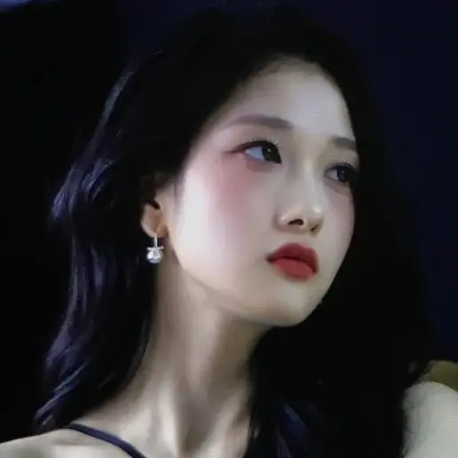 SneakyFox6457의 이서연
