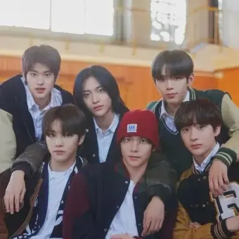 HungryEland1596의 라이즈 🦦 🦌 🪨 🐈‍⬛ 🐣 🦕