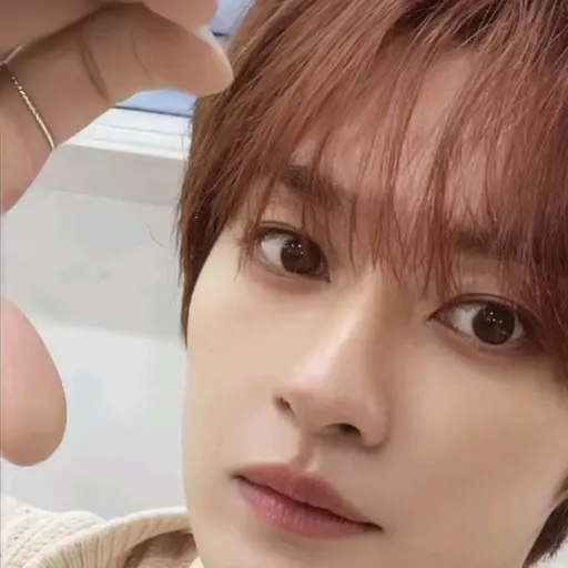 ClumsySwab3157의 이민호