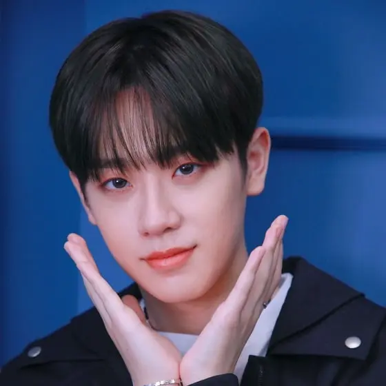 LeftFern7838의 금동현