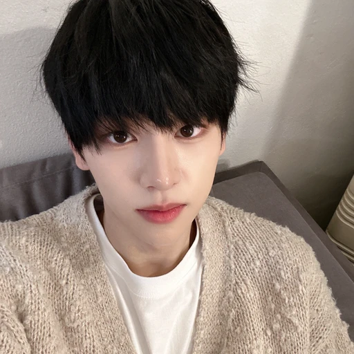 김동윤