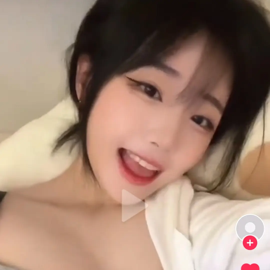 ChewySour4798의 친누나하늘