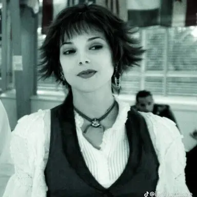 Profile image of Alice Cullen