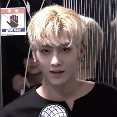 HeavyTune0039의 Ricky zb1