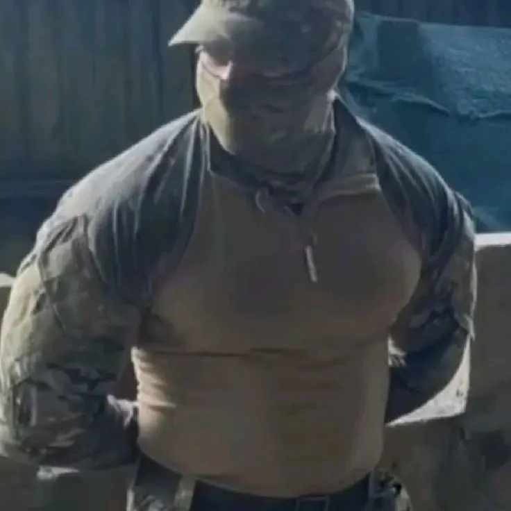 Julie_ss9의 Terminator Husband (Military)