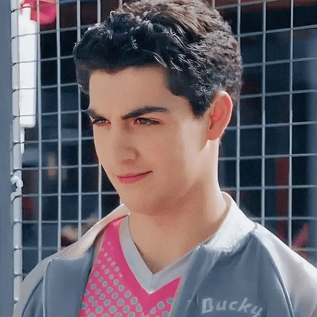 WaterBottle1234의 Bucky Buchanan