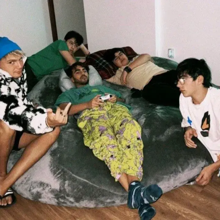 EvilHoop7055의 The Neighbor Gang