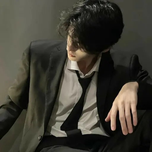 GloomyBar3564의 김지안