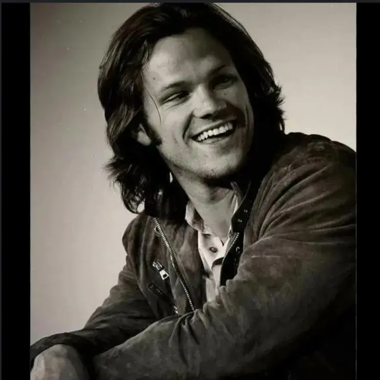 WittyFace2823의 Julian