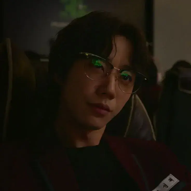 WornPress1570의 Kang Min-jun