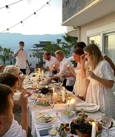 Profile image of Doctor family